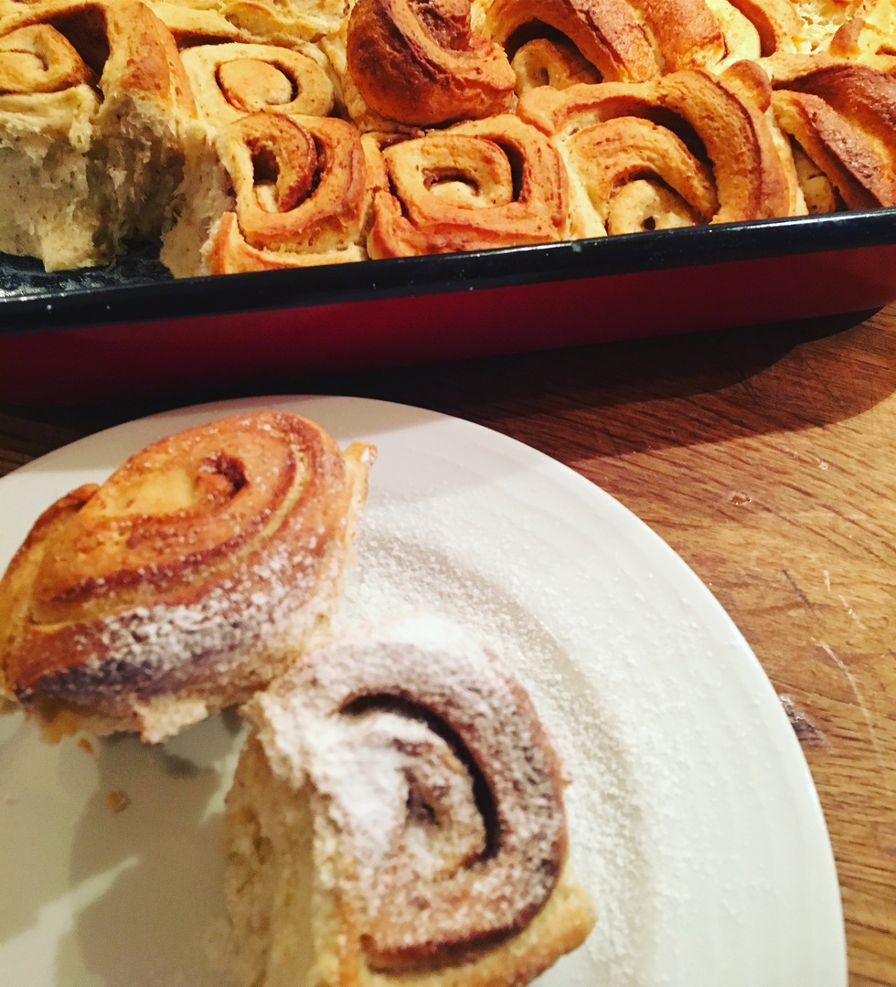 REZEPT FÜR ZIMTSCHNECKEN REZEPT FÜR ZIMTSCHNECKEN