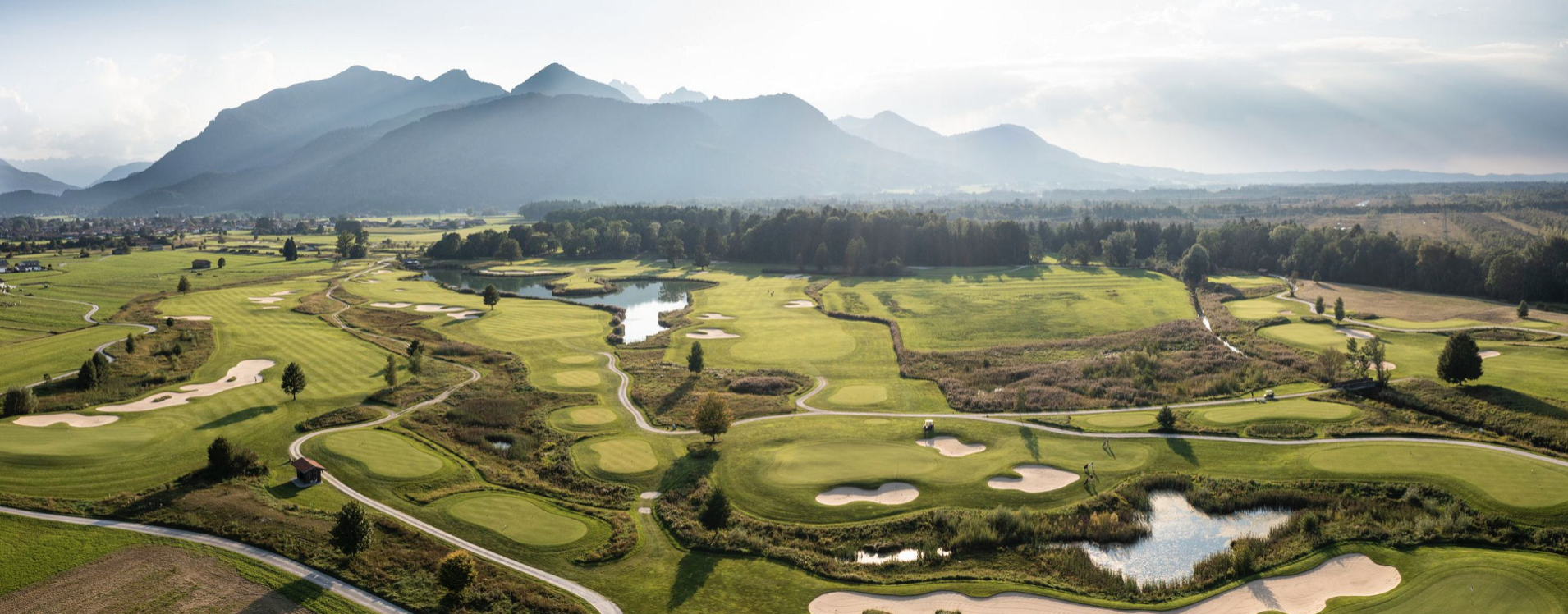 Golfen im Chiemgau auf dem 18 Loch Golfplatz Das Achental.